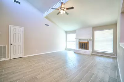 7214 Westbranch Drive, Houston, TX 77072 - Photo 3