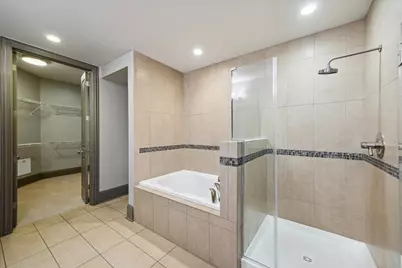 9870 Gaylord Drive #526, Houston, TX 77024 - Photo 11
