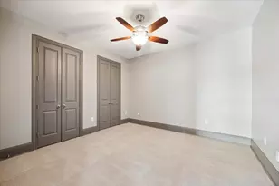 9870 Gaylord Dr, Houston, TX 77024 - Photo 9