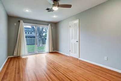 8610 Bevlyn Drive, Houston, TX 77025 - Photo 9