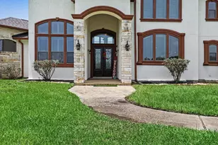 1909 E Archer Rd, Baytown, TX 77521 - Photo 3