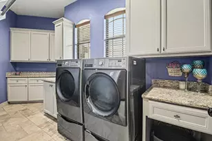 1909 E Archer Rd, Baytown, TX 77521 - Photo 35