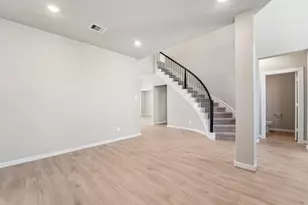 5214 Great Oaks Dr, Pearland, TX 77584 - Photo 3