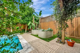 1421 Blair St, Houston, TX 77008 - Photo 9