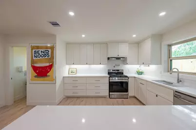 5326 Carew Street, Houston, TX 77096 - Photo 15