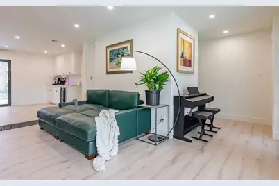 5326 Carew Street, Houston, TX 77096 - Photo 5