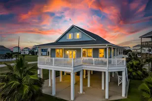 3910 Palmdale Ct, Galveston, TX 77554 - Photo 1