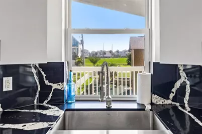 3910 Palmdale Court, Galveston, TX 77554 - Photo 23