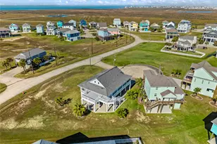 3910 Palmdale Ct, Galveston, TX 77554 - Photo 35