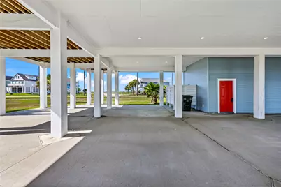 3910 Palmdale Court, Galveston, TX 77554 - Photo 3