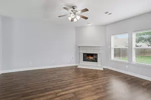 2705 Golden Creek Ln, Pearland, TX 77584 - Photo 7