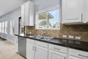2705 Golden Creek Ln, Pearland, TX 77584 - Photo 11