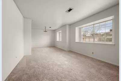 1039 Marcella, Houston, TX 77091 - Photo 5
