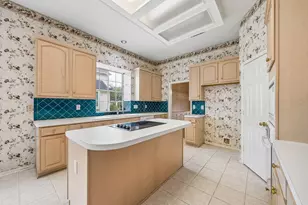2317 Champion Dr, Pearland, TX 77581 - Photo 17