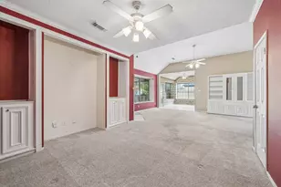 2317 Champion Dr, Pearland, TX 77581 - Photo 11