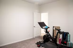 211 Club Crest Ln, Houston, TX 77009 - Photo 13