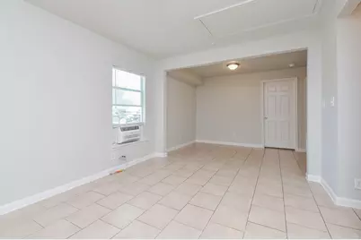 2118 Thonig Road #B, Houston, TX 77055 - Photo 25