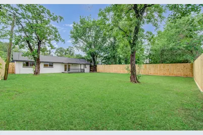 9259 Richland Drive, Houston, TX 77078 - Photo 35
