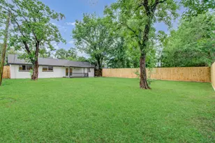 9259 Richland Dr, Houston, TX 77078 - Photo 35