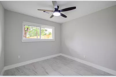 9259 Richland Drive, Houston, TX 77078 - Photo 7