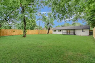 9259 Richland Dr, Houston, TX 77078 - Photo 33