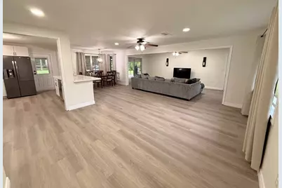 7035 Hurley Drive, Beaumont, TX 77708 - Photo 9