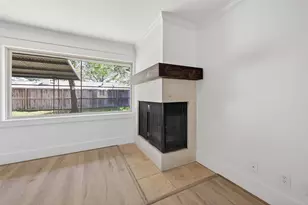 1906 Shadow Bend Dr, Houston, TX 77043 - Photo 13