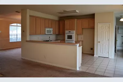 5515 Gatesprings Lane, Sugar Land, TX 77479 - Photo 9