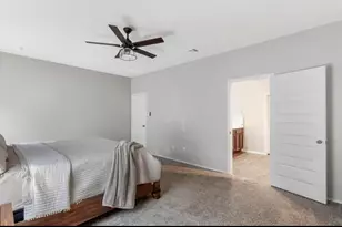 3902 Country Club Dr, Baytown, TX 77521 - Photo 7