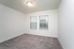 10709 Centre Forest Dr, Houston, TX 77043 - Photo 11