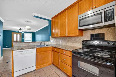 1220 Shadowdale Drive #6, Houston, TX 77043 - Photo 11