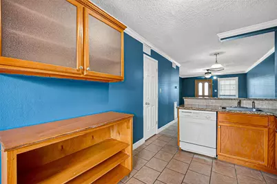1220 Shadowdale Drive #6, Houston, TX 77043 - Photo 13