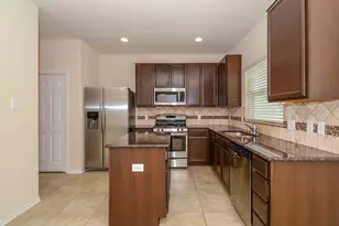 14935 Vinegrove Falls Ct, Cypress, TX 77433 - Photo 11
