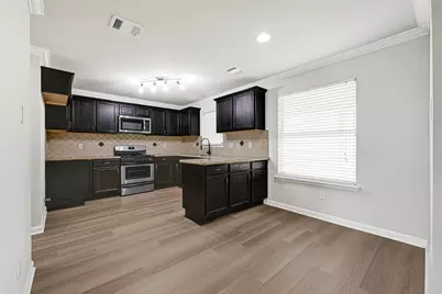 10950 Fern Terrace Drive, Houston, TX 77075 - Photo 9