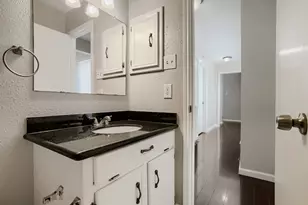 16227 Mill Point Dr, Houston, TX 77059 - Photo 17