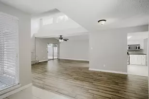 16227 Mill Point Dr, Houston, TX 77059 - Photo 3