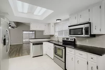 16227 Mill Point Drive, Houston, TX 77059 - Photo 9