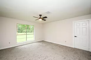 16796 Red Leaf Ln, Conroe, TX 77306 - Photo 11