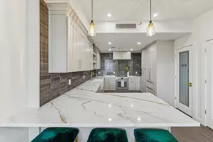 5555 Del Monte Dr, Houston, TX 77056 - Photo 19