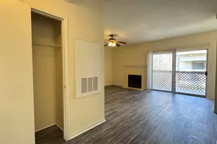 6500 Harbor Town Dr, Houston, TX 77036 - Photo 5