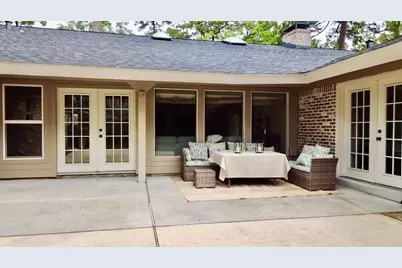 13511 Queensbury Lane, Houston, TX 77079 - Photo 37