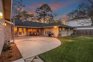 13511 Queensbury Ln, Houston, TX 77079 - Photo 39
