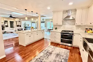 13511 Queensbury Ln, Houston, TX 77079 - Photo 15