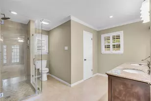 13511 Queensbury Ln, Houston, TX 77079 - Photo 25