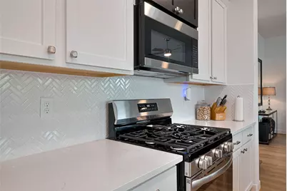 1615 Regents Gate Road, Houston, TX 77055 - Photo 17