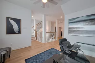 1615 Regents Gate Rd, Houston, TX 77055 - Photo 31