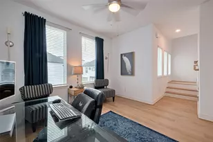 1615 Regents Gate Rd, Houston, TX 77055 - Photo 29