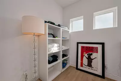 1615 Regents Gate Road, Houston, TX 77055 - Photo 33