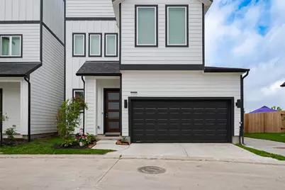 1615 Regents Gate Road, Houston, TX 77055 - Photo 1