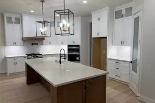 258 Monterrey Rd, Montgomery, TX 77356 - Photo 3